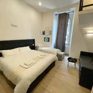 101 , Roma Italia